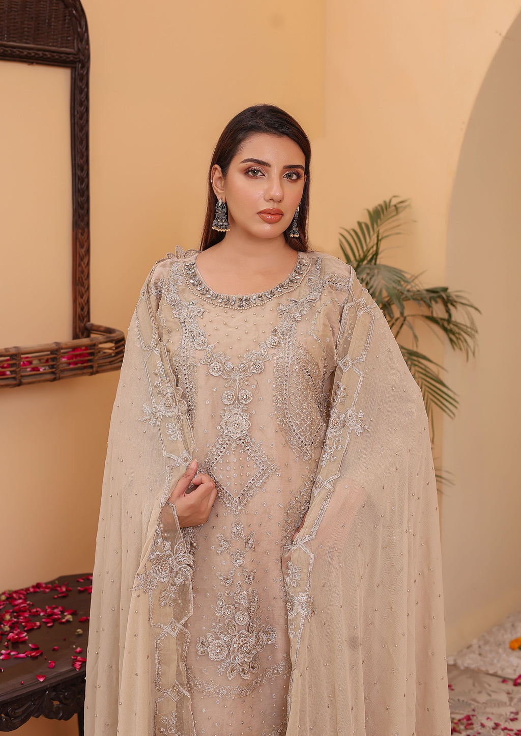 RAYA Ivory Dusk