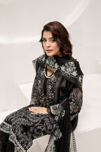 DIVANI Midnight Charm